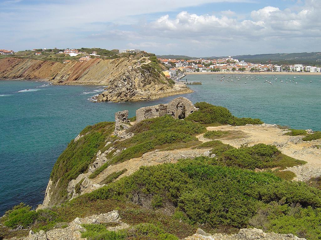 Hotel Santo Antonio Da Baia Сан-Мартинью-ду-Порту Экстерьер фото