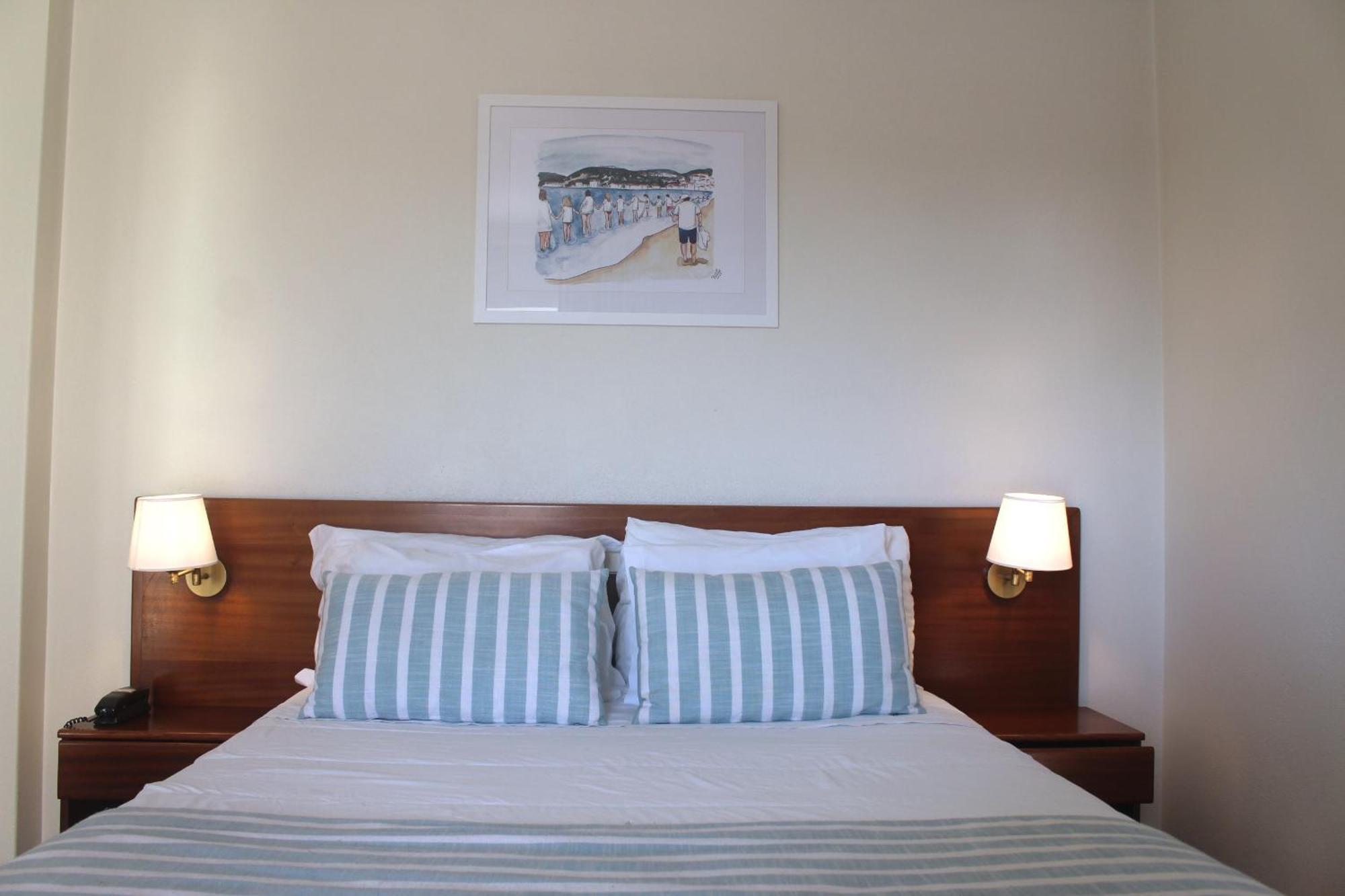 Hotel Santo Antonio Da Baia Сан-Мартинью-ду-Порту Экстерьер фото